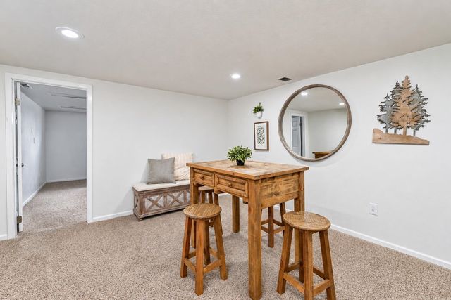 911 N Skipworth Rd, Spokane Valley, WA 99206