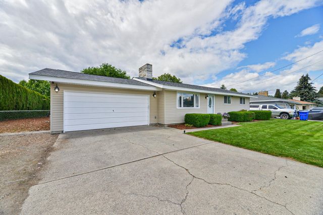 911 N Skipworth Rd, Spokane Valley, WA 99206