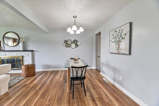 911 N Skipworth Rd, Spokane Valley, WA 99206