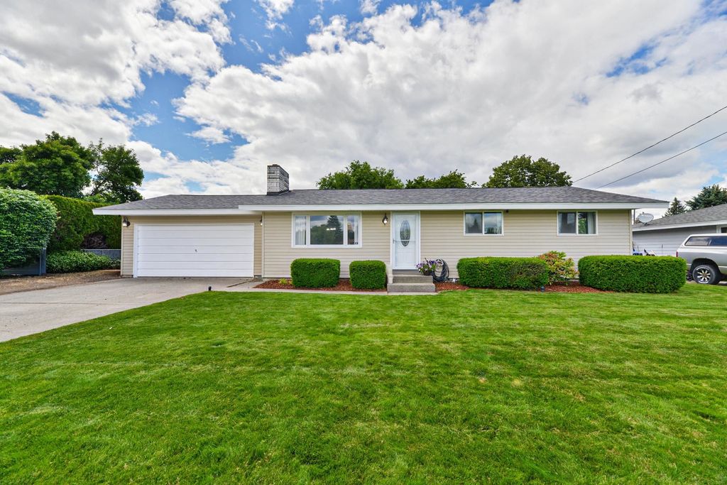 911 N Skipworth Rd, Spokane Valley, WA 99206