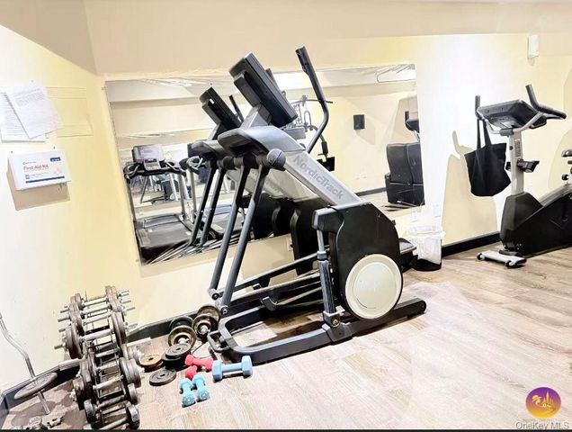 11817 Union Street 14J, Forest Hills, NY 11357