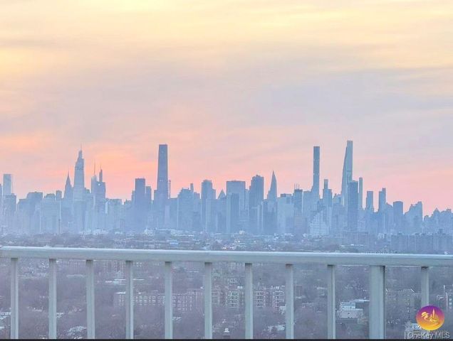 11817 Union Street 14J, Forest Hills, NY 11357