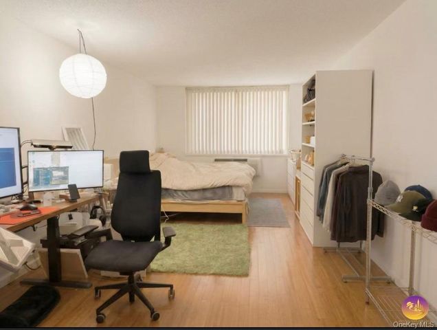 11817 Union Street 14J, Forest Hills, NY 11357