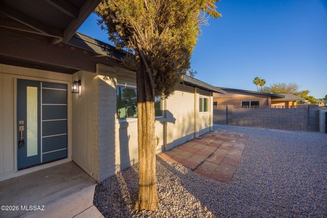 3541 S Avenida De Las Palmas, Tucson, AZ 85730