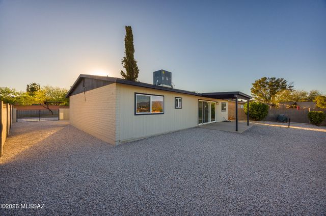 3541 S Avenida De Las Palmas, Tucson, AZ 85730