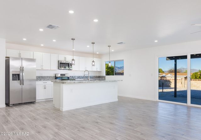 3541 S Avenida De Las Palmas, Tucson, AZ 85730