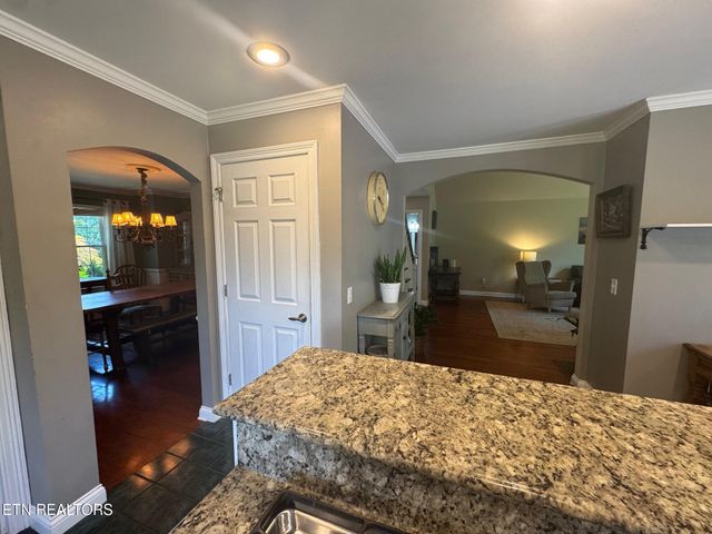 716 Devictor Drive, Maryville, TN 37801