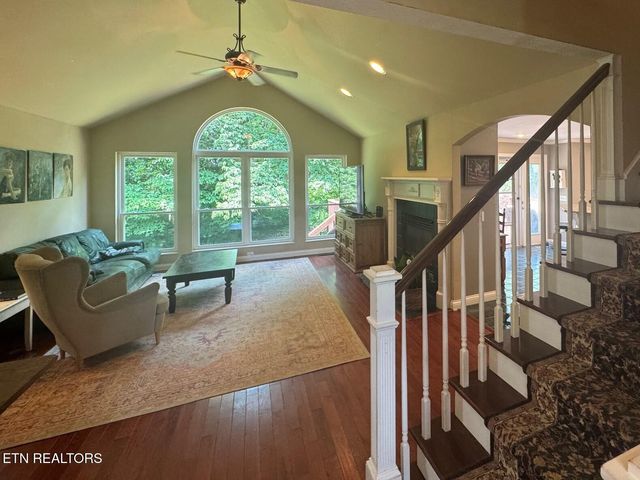 716 Devictor Drive, Maryville, TN 37801