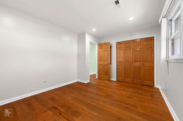 4433 Madison Avenue, Brookfield, IL 60513