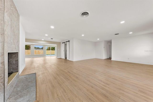 1822 BANYAN TREE DRIVE, Edgewater, FL 32132