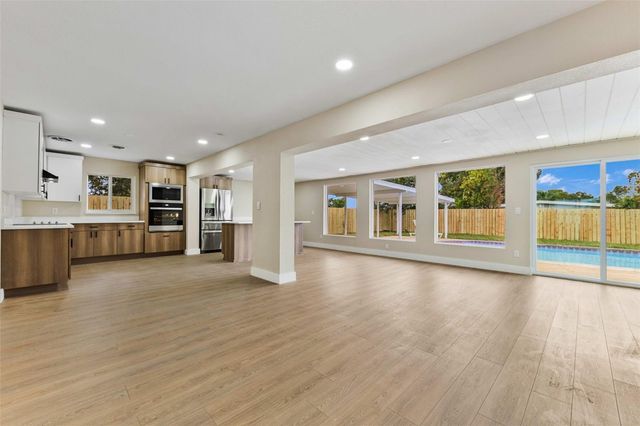 1822 BANYAN TREE DRIVE, Edgewater, FL 32132