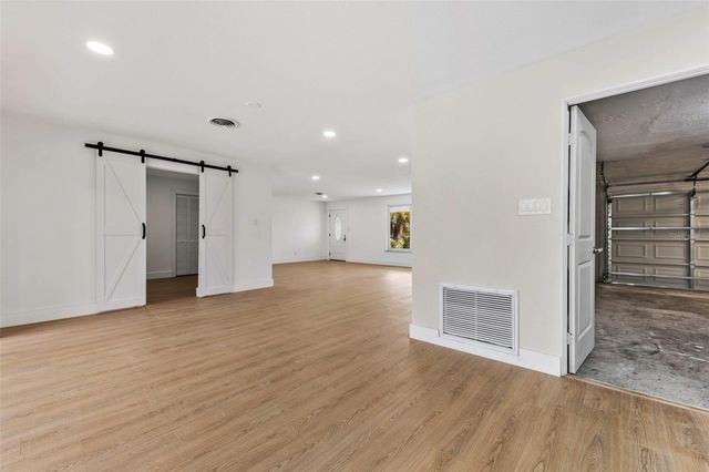 1822 BANYAN TREE DRIVE, Edgewater, FL 32132