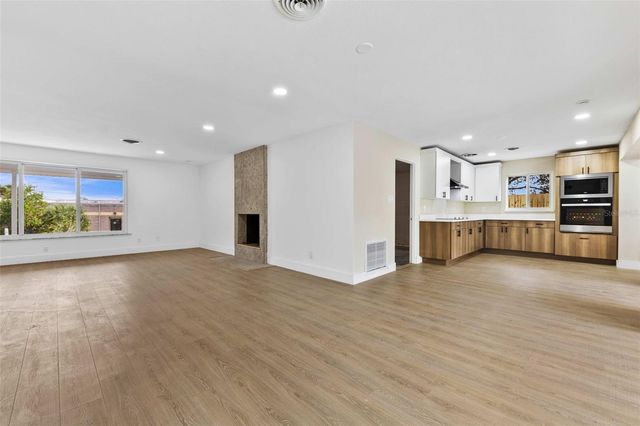 1822 BANYAN TREE DRIVE, Edgewater, FL 32132