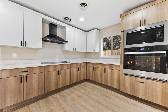 1822 BANYAN TREE DRIVE, Edgewater, FL 32132