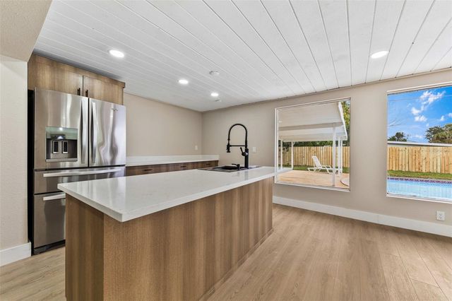 1822 BANYAN TREE DRIVE, Edgewater, FL 32132