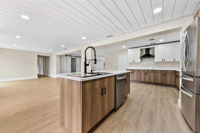 1822 BANYAN TREE DRIVE, Edgewater, FL 32132