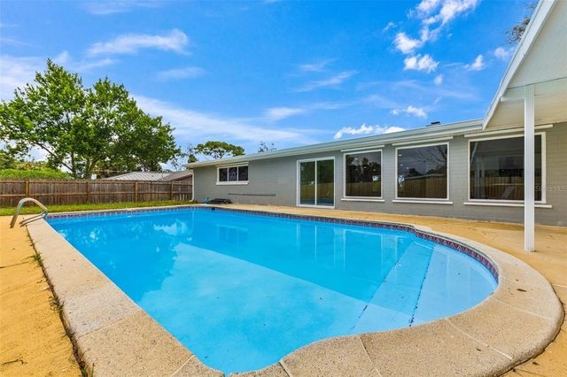 1822 BANYAN TREE DRIVE, Edgewater, FL 32132