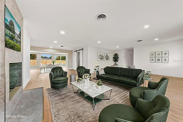 1822 BANYAN TREE DRIVE, Edgewater, FL 32132