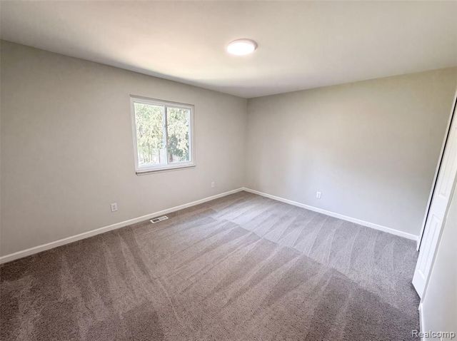 3211 24 Mile Road, Utica, MI 48316