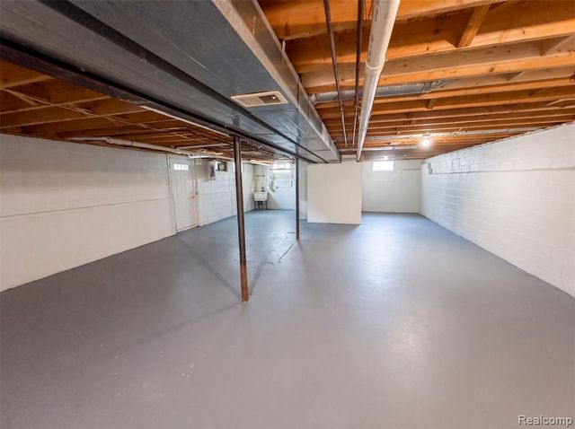 3211 24 Mile Road, Utica, MI 48316