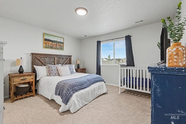 4593 S Taunton Ave, Nampa, ID 83686