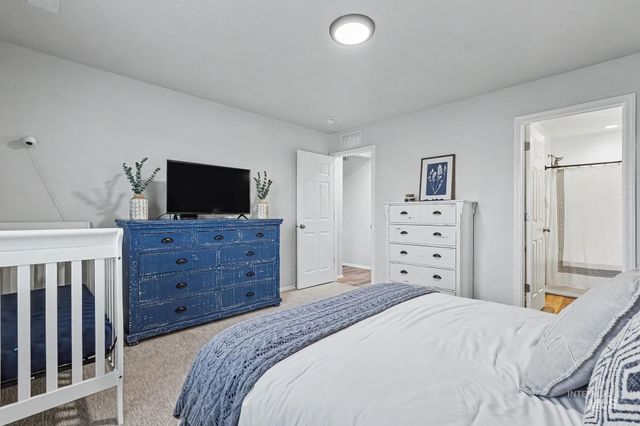 4593 S Taunton Ave, Nampa, ID 83686