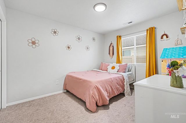 4593 S Taunton Ave, Nampa, ID 83686