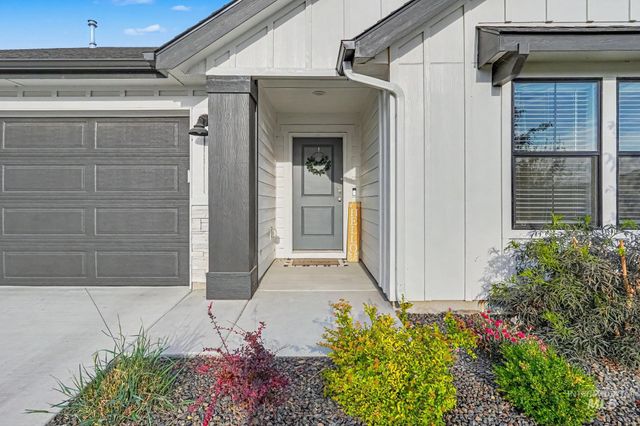 4593 S Taunton Ave, Nampa, ID 83686