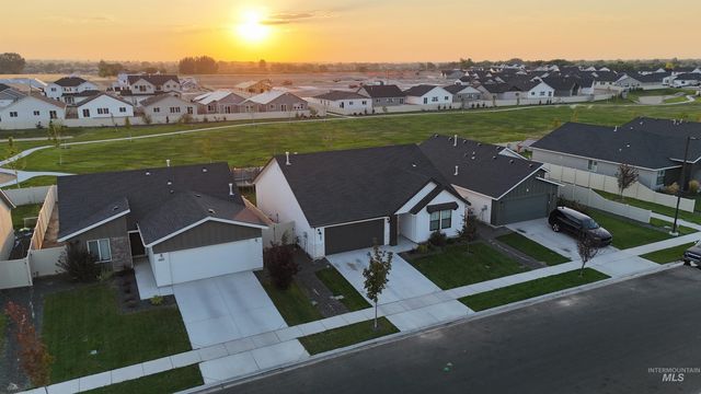 4593 S Taunton Ave, Nampa, ID 83686