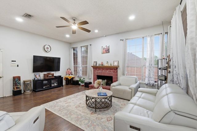 1437 Burlington Drive, Plano, TX 75025