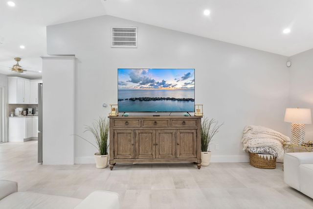 14529 Sunset Pine Drive, Delray Beach, FL 33445