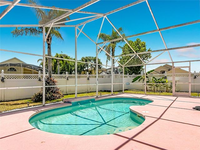7949 GOLDEN POND CIR, Kissimmee, FL 34747
