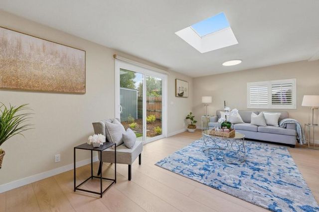 1540 Newbridge Avenue, San Mateo, CA 94401