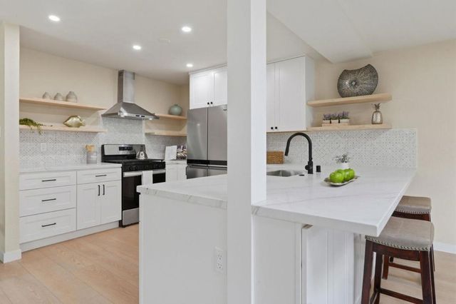 1540 Newbridge Avenue, San Mateo, CA 94401