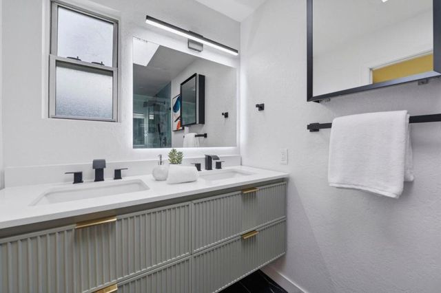 1540 Newbridge Avenue, San Mateo, CA 94401