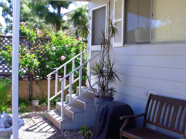 2300 E Valley Parkway 7, Escondido, CA 92027