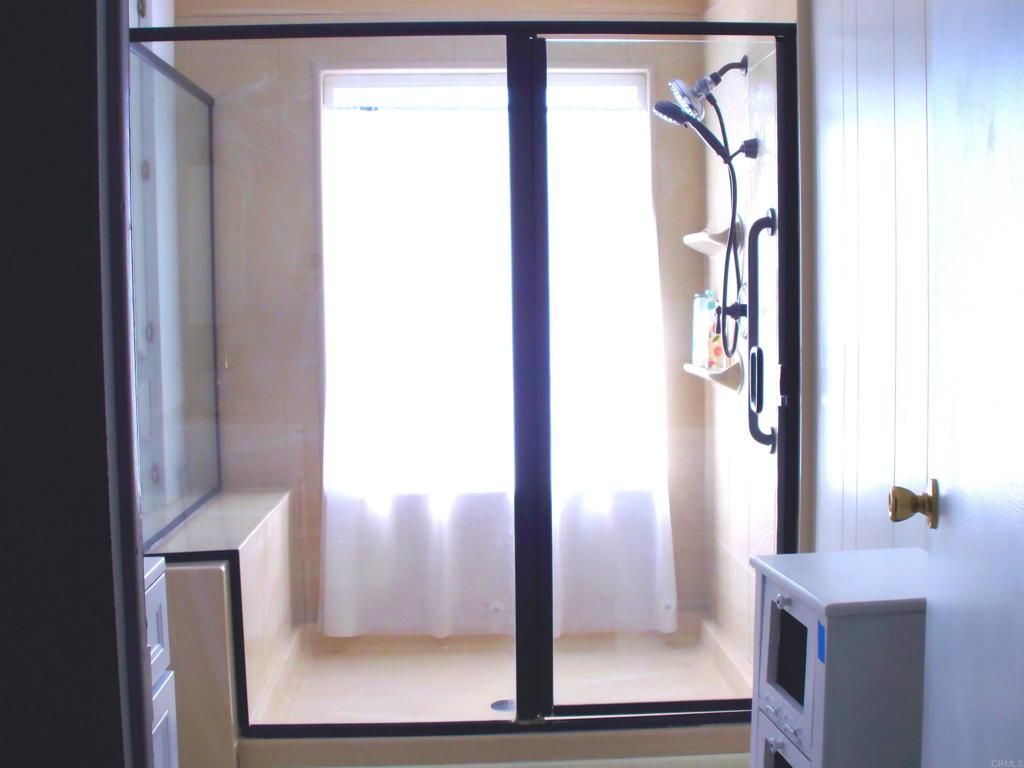 Image 14 of property listing at 2300 E Valley Parkway 7, Escondido, CA 92027