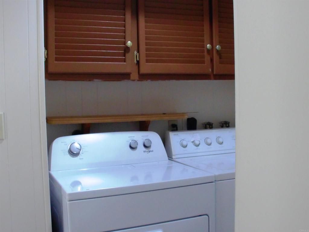 Image 17 of property listing at 2300 E Valley Parkway 7, Escondido, CA 92027