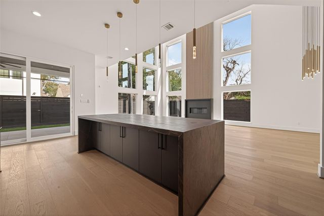 2232 Swift Boulevard, Houston, TX 77030