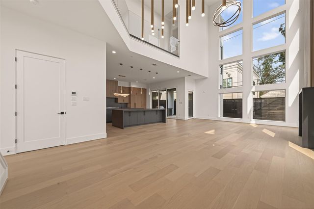 2232 Swift Boulevard, Houston, TX 77030