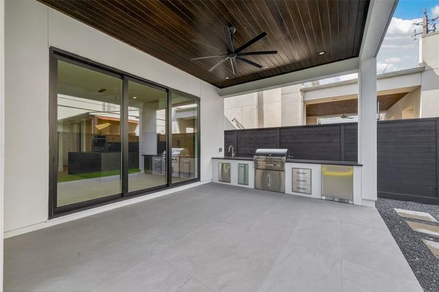 2232 Swift Boulevard, Houston, TX 77030