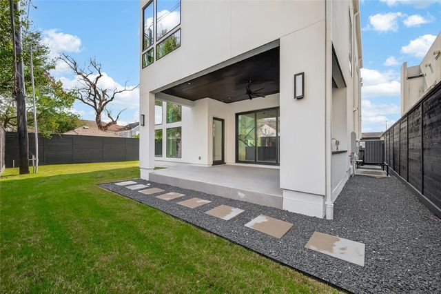 2232 Swift Boulevard, Houston, TX 77030