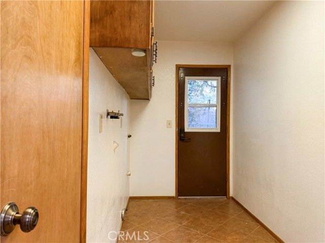 24035 Alpine Drive, Crestline, CA 92325