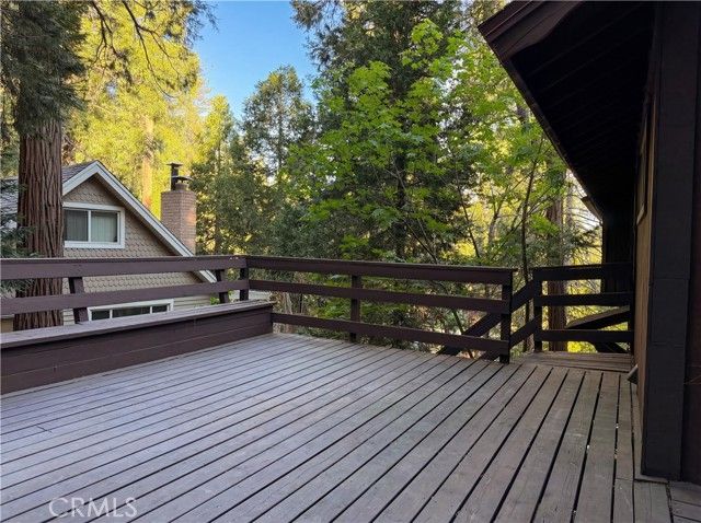 24035 Alpine Drive, Crestline, CA 92325