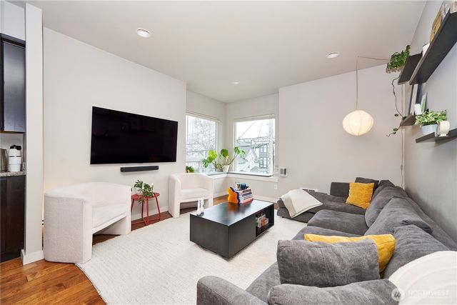 554 Prospect Street, Seattle, WA 98109