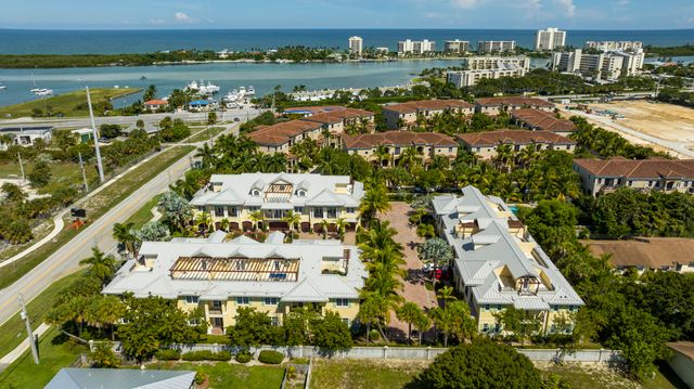 3770 County Line Road, Tequesta, FL 33469