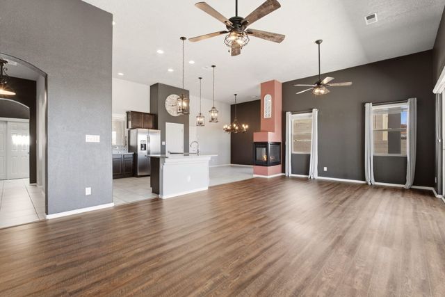2925 Redondo Santa Fe NE, Rio Rancho, NM 87144