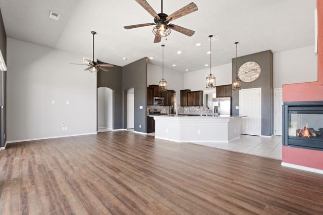 2925 Redondo Santa Fe NE, Rio Rancho, NM 87144