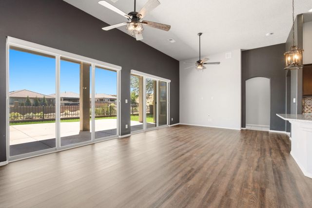 2925 Redondo Santa Fe NE, Rio Rancho, NM 87144
