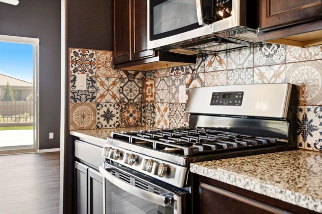 2925 Redondo Santa Fe NE, Rio Rancho, NM 87144